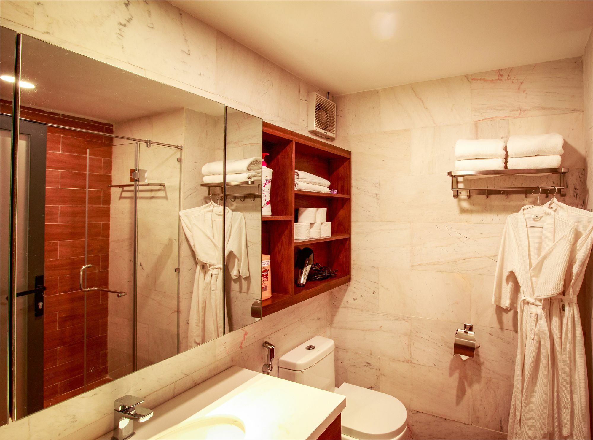 Byla Apartment ホーチミン市 エクステリア 写真