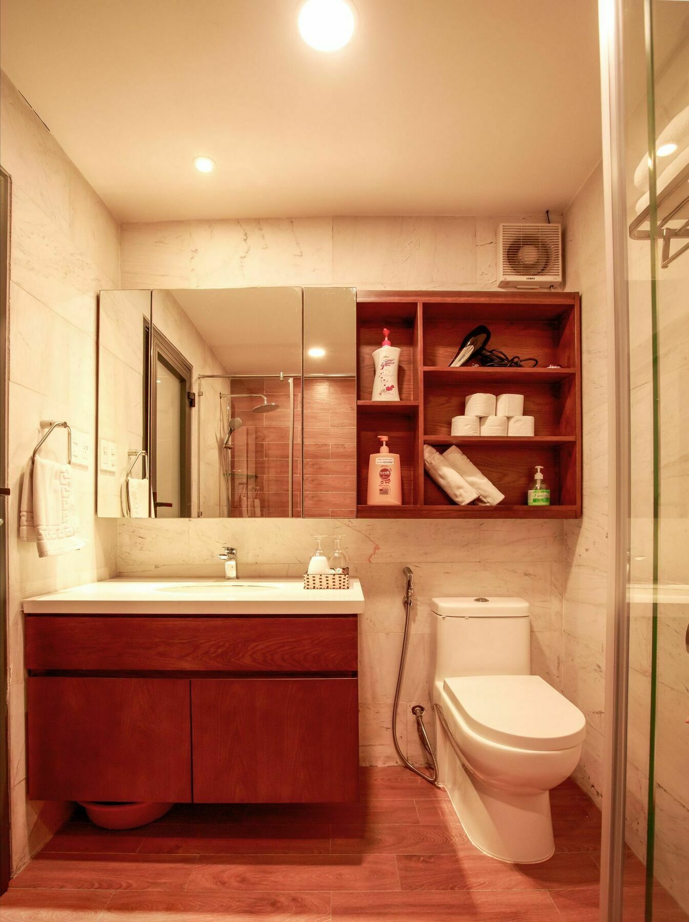 Byla Apartment ホーチミン市 エクステリア 写真